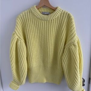Zara Pale Yellow Chunky Crewneck Sweater